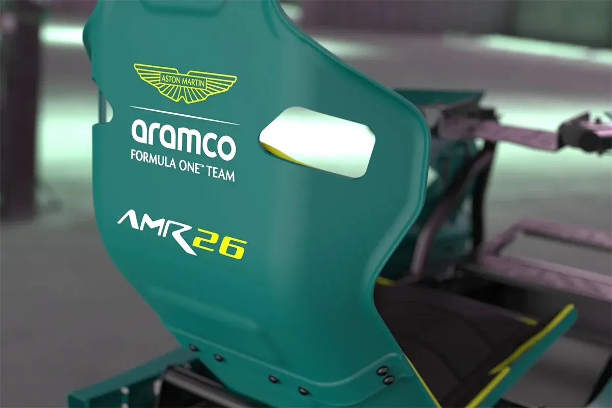 Felrobbantotta a Charlotte Expót a Trak Racer: licencelt Porsche és Aston Martin cockpitok, kamionos rig és FFB-s kontroller is érkezik!